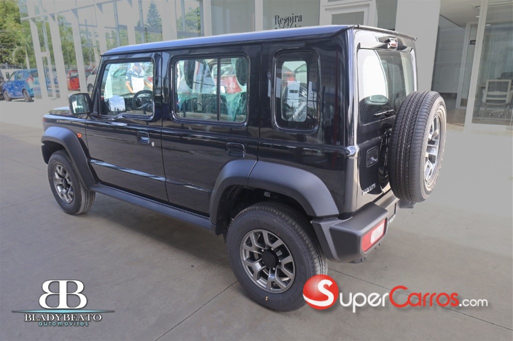 2027 Suzuki Jimny GLX — foto 11 / 12