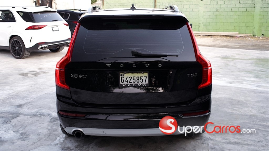 2018 Volvo XC90 Momentum T5 — foto 5 / 10