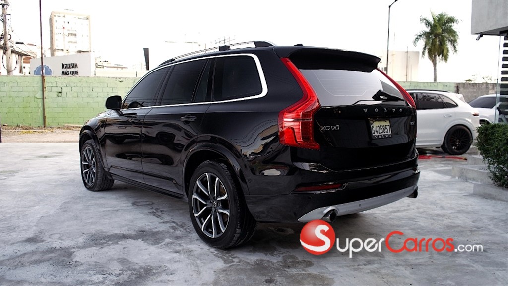 2018 Volvo XC90 Momentum T5 — foto 6 / 10