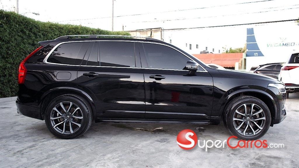 2018 Volvo XC90 Momentum T5 — foto 7 / 10