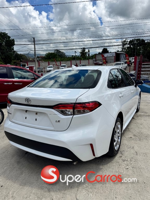 2021 Toyota Corolla LE — foto 2 / 10