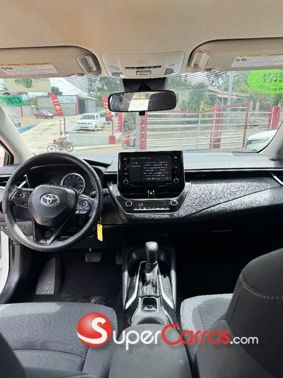 2021 Toyota Corolla LE — foto 8 / 10