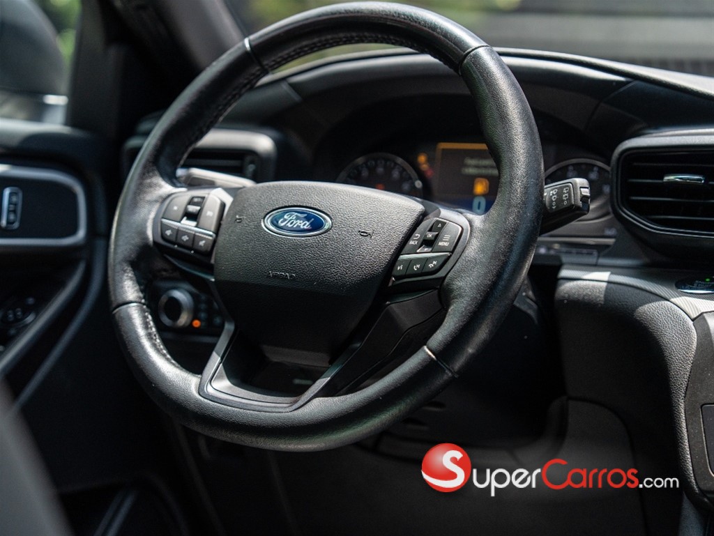 2020 Ford Explorer XLT — foto 6 / 11
