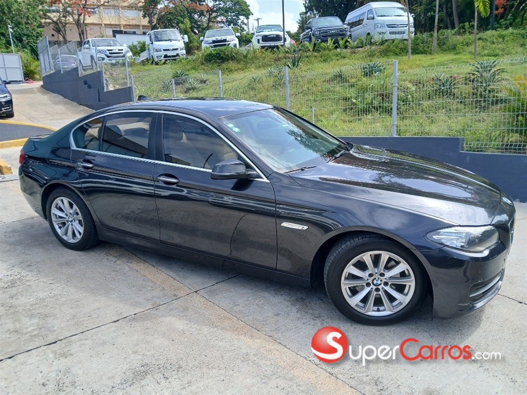 2014 BMW Serie 5 528i — foto 8 / 10