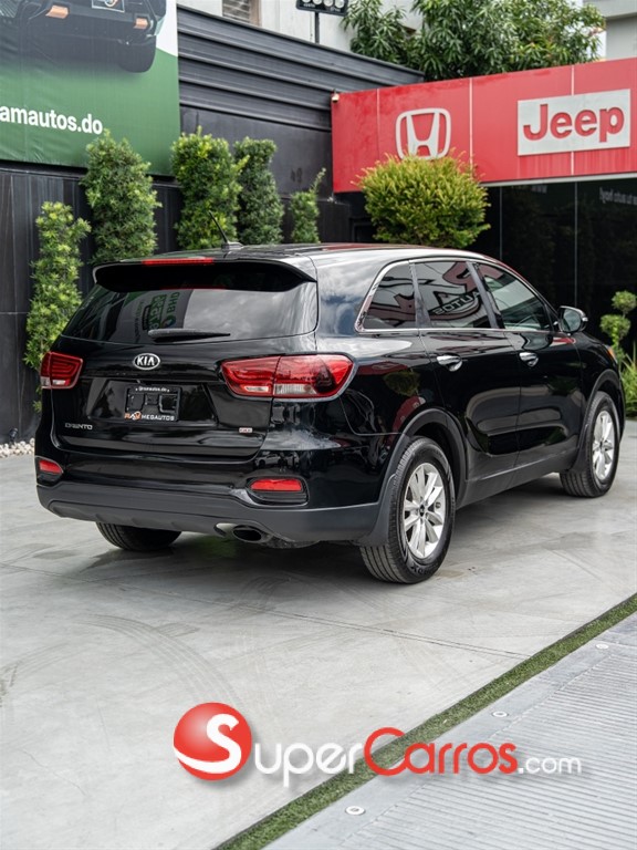 2019 Kia Sorento LX — foto 10 / 12