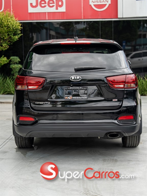 2019 Kia Sorento LX — foto 11 / 12