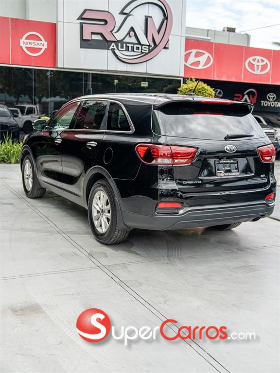 2019 Kia Sorento LX — foto 12 / 12