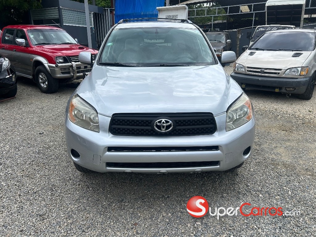 2007 Toyota RAV4 — foto 2 / 12
