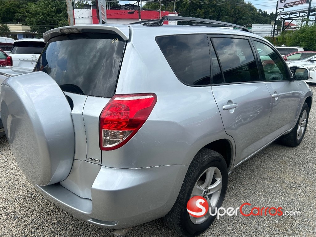 2007 Toyota RAV4 — foto 4 / 12