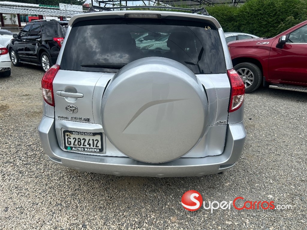2007 Toyota RAV4 — foto 5 / 12