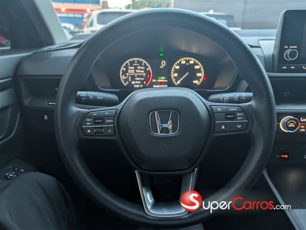 2024 Honda CR-V SE — foto 2 / 12