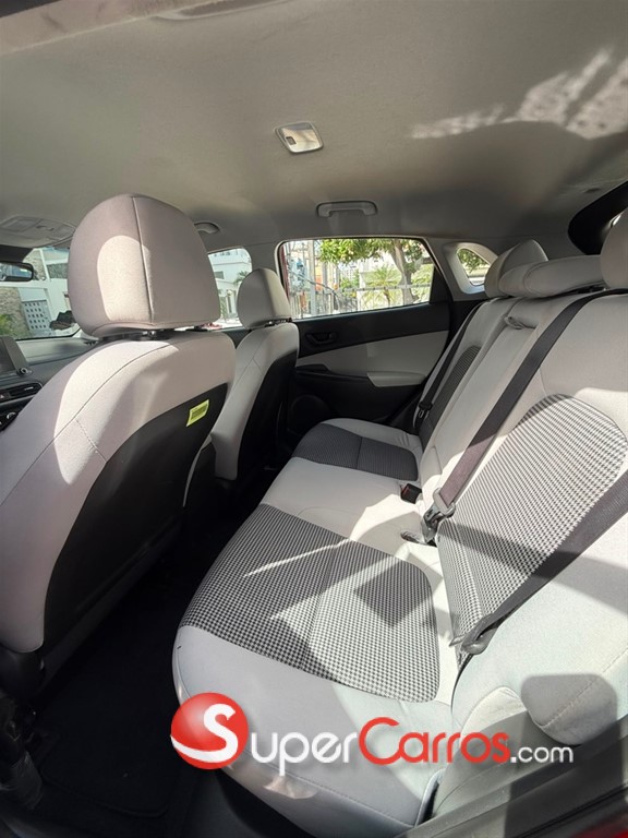 2022 Hyundai KONA SEL — foto 10 / 10