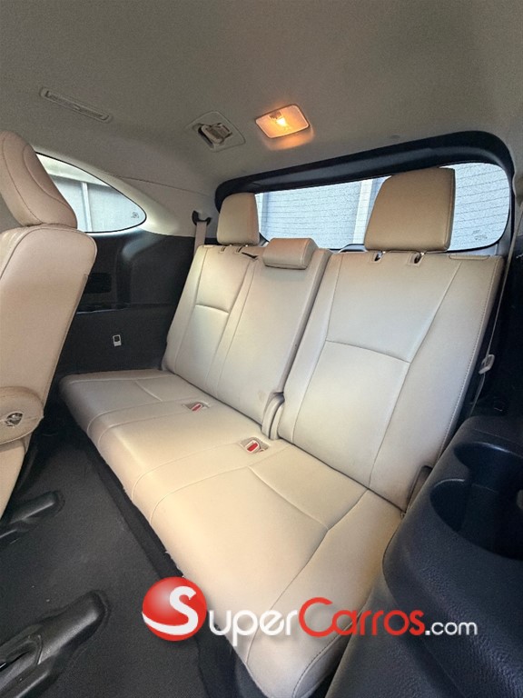 2020 Toyota Highlander Limited — foto 9 / 11