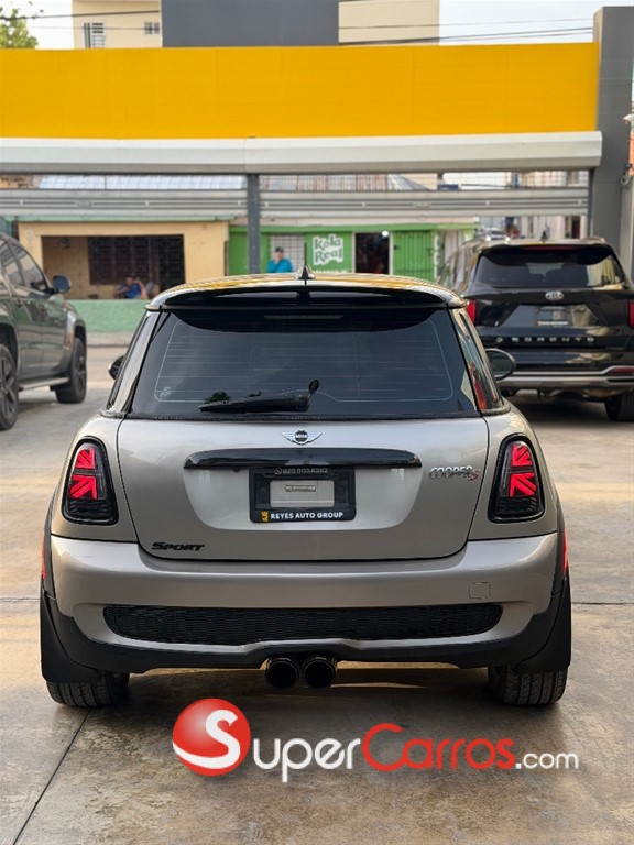 2010 Mini Cooper S — foto 7 / 11