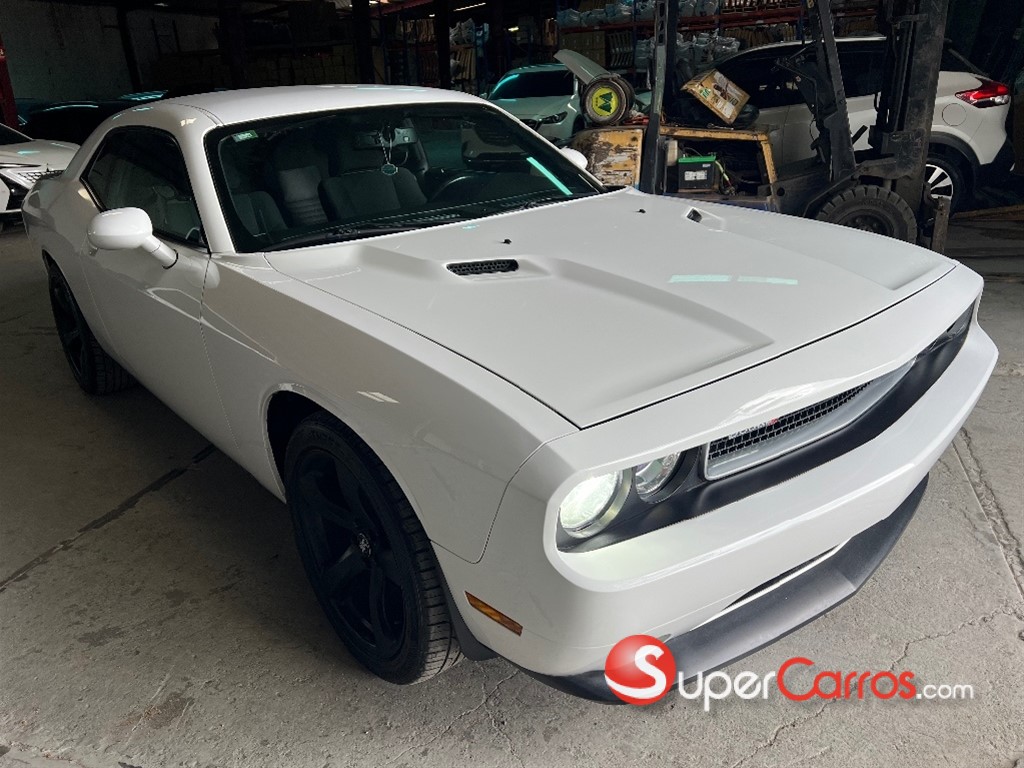 2013 Dodge Charger SXT — foto 2 / 11