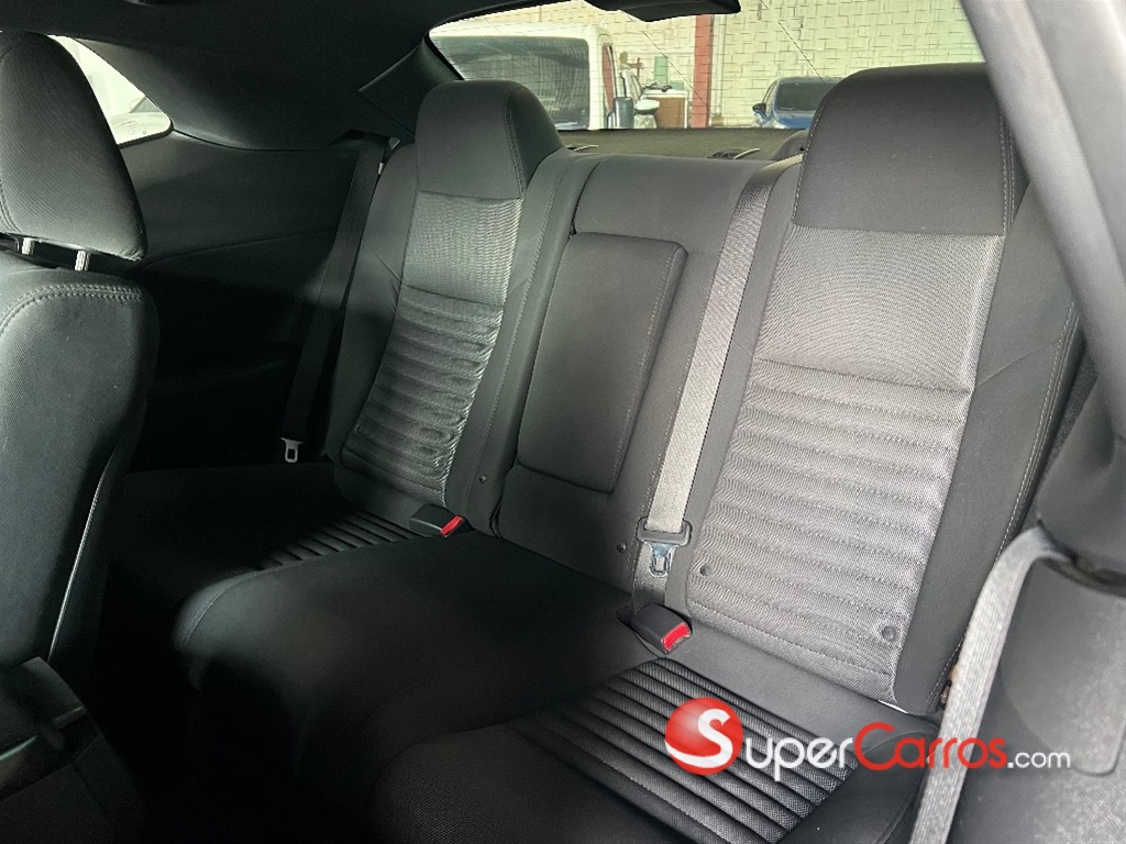 2013 Dodge Charger SXT — foto 9 / 11