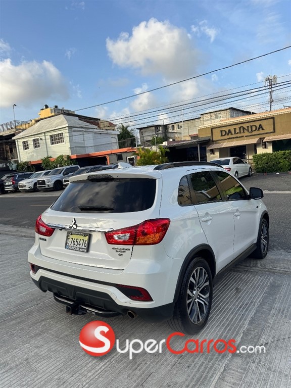 2019 Mitsubishi Motors Outlander SPORT GT — foto 2 / 10