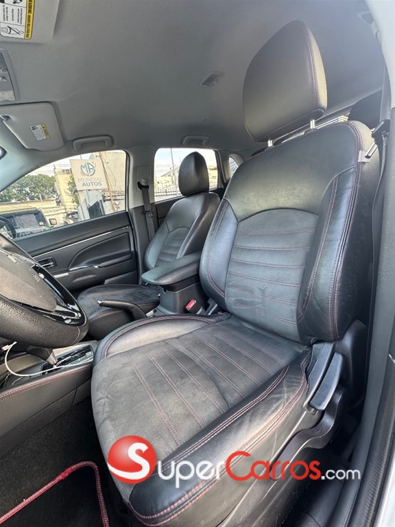2019 Mitsubishi Motors Outlander SPORT GT — foto 8 / 10