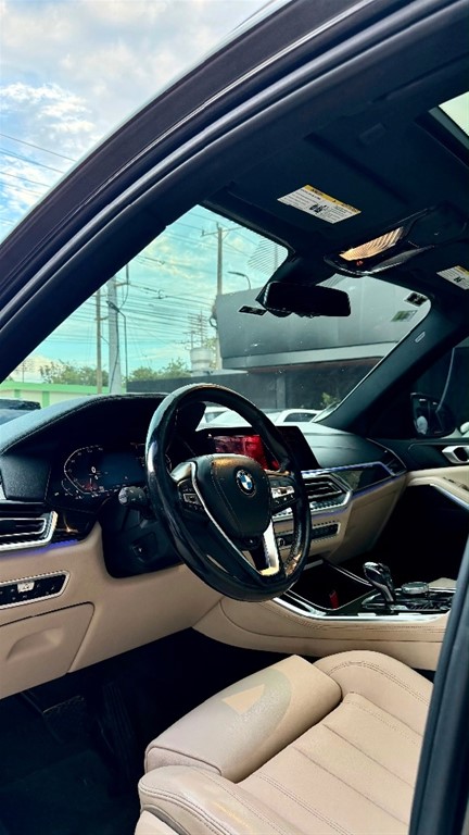 2019 BMW X 5 XDRIVE 40i — foto 6 / 9