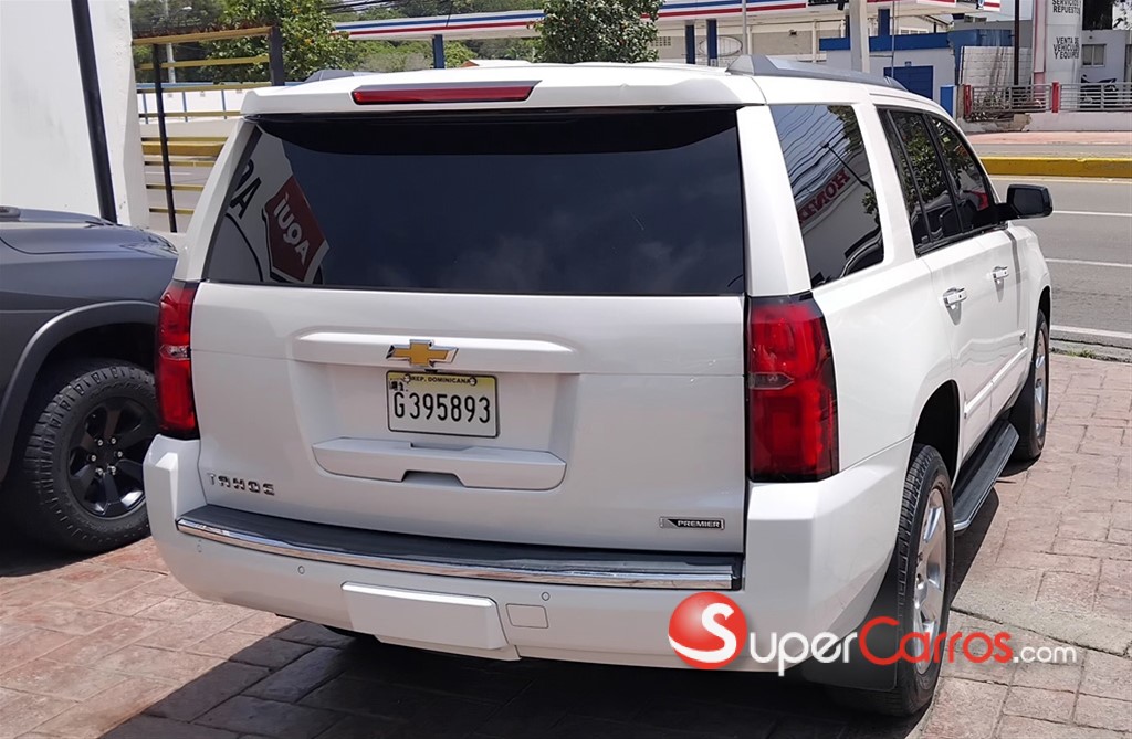 2017 Chevrolet Tahoe LTZ — foto 3 / 9
