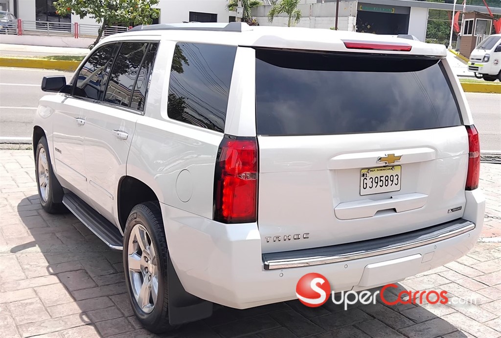 2017 Chevrolet Tahoe LTZ — foto 4 / 9