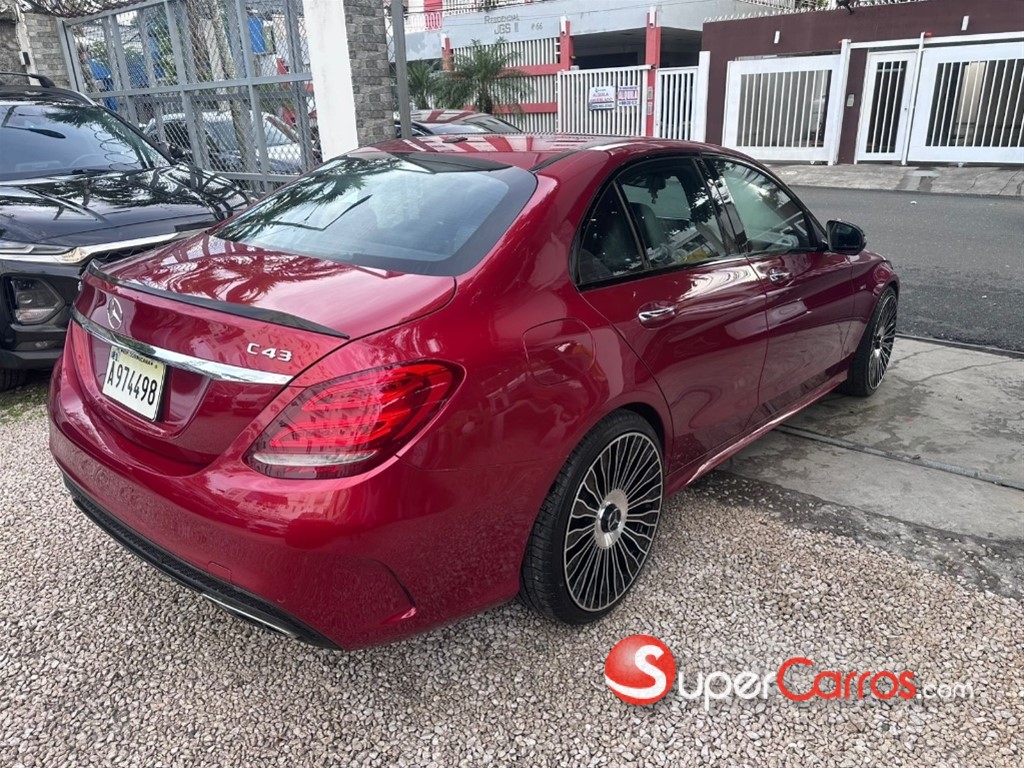 2016 Mercedes-Benz Clase C 450 AMG — foto 4 / 11