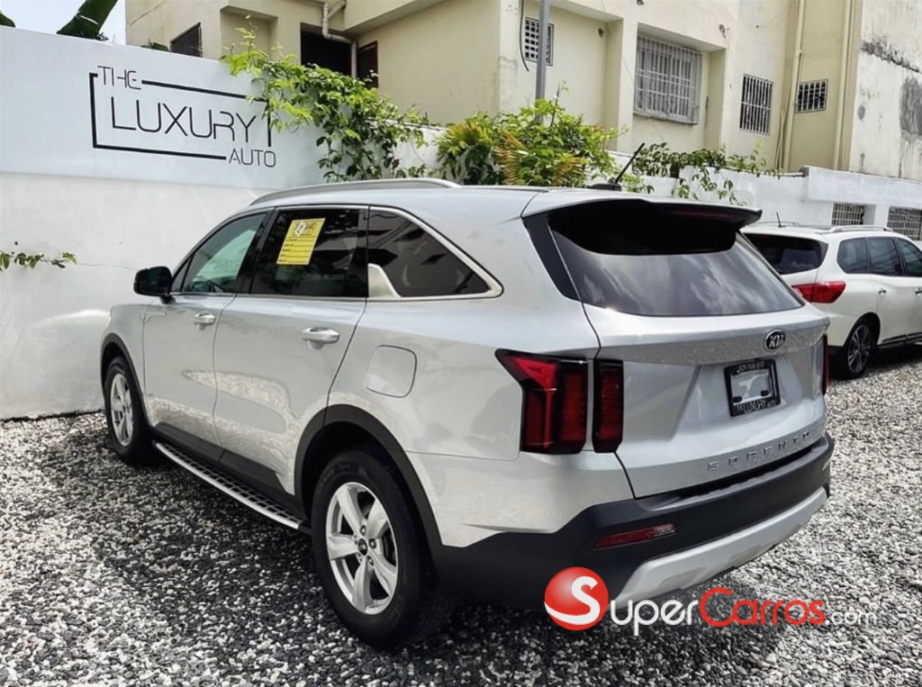 2021 Kia Sorento LX — foto 3 / 5