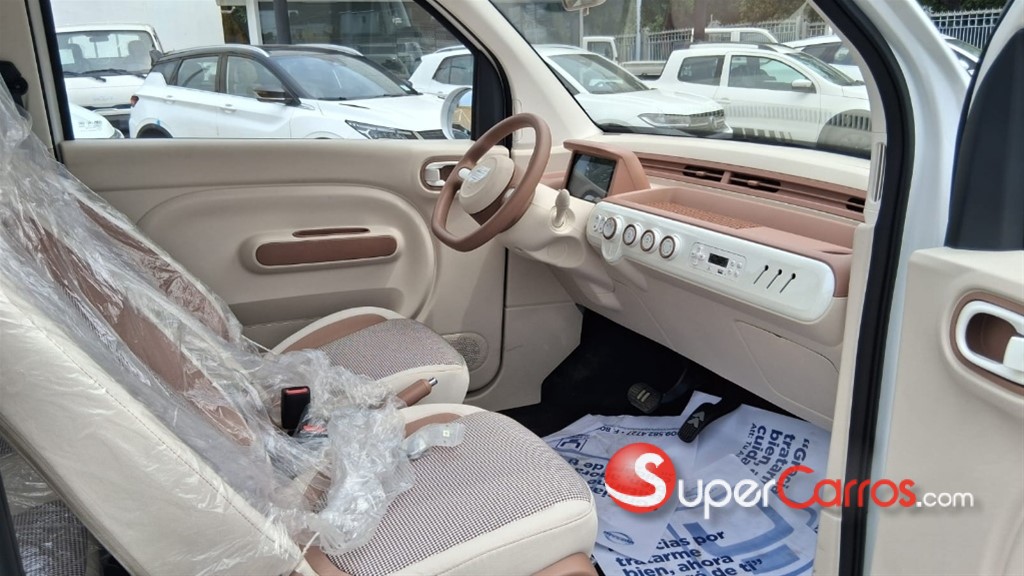 2026 Bestune Pony EV — foto 9 / 12