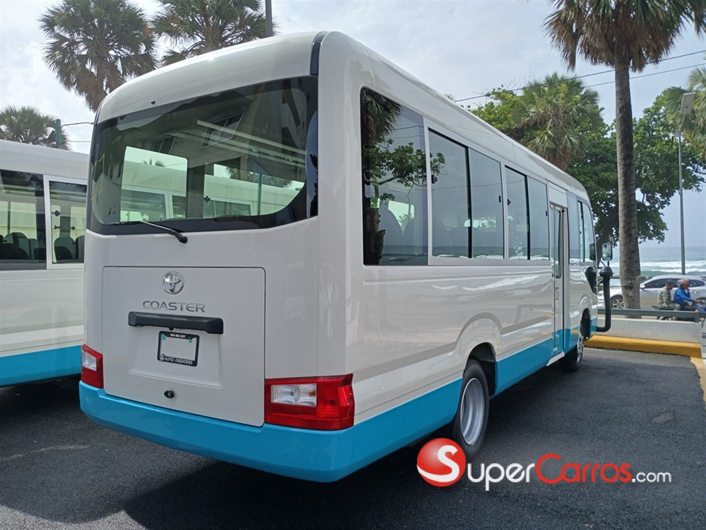 2027 Toyota Coaster — foto 5 / 7