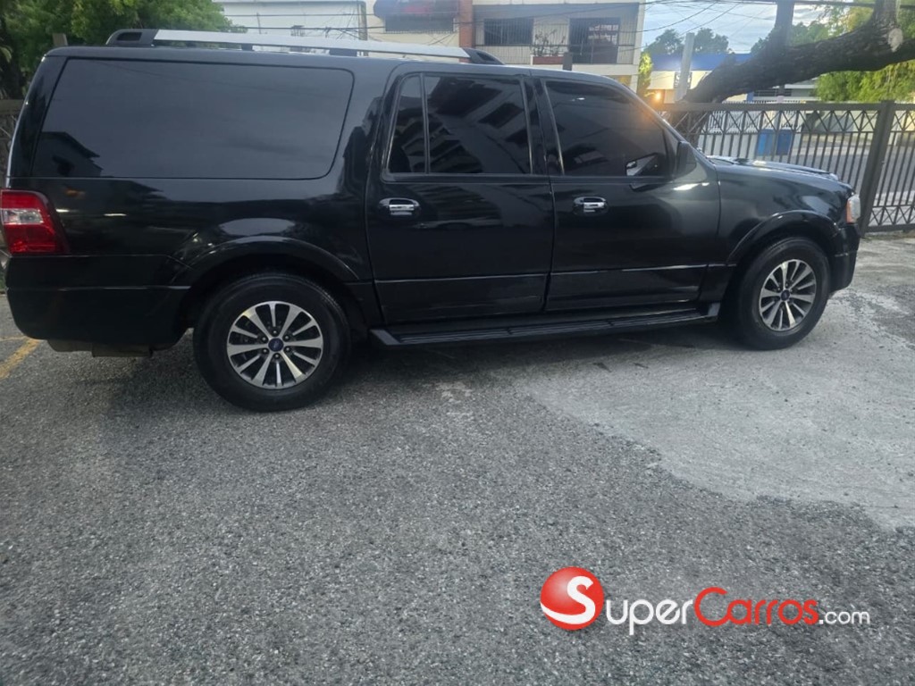2015 Ford Expedition — foto 3 / 5