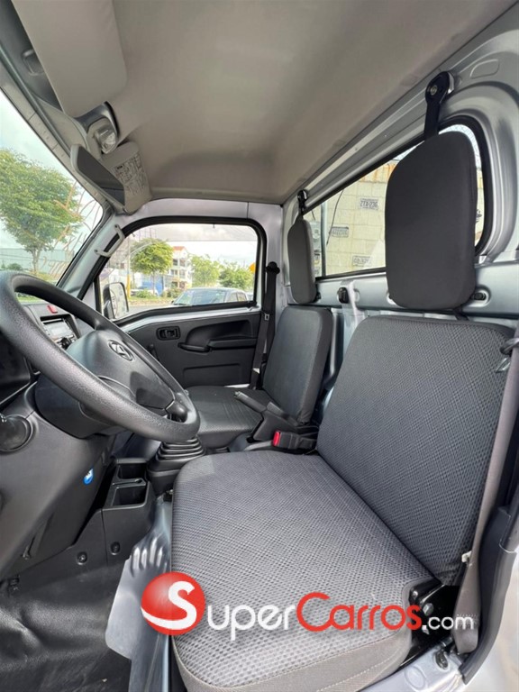 2022 Daihatsu Hijet — foto 5 / 10