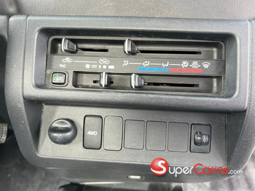 2022 Daihatsu Hijet — foto 6 / 10