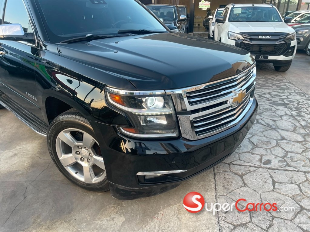2015 Chevrolet Tahoe LTZ — foto 2 / 12