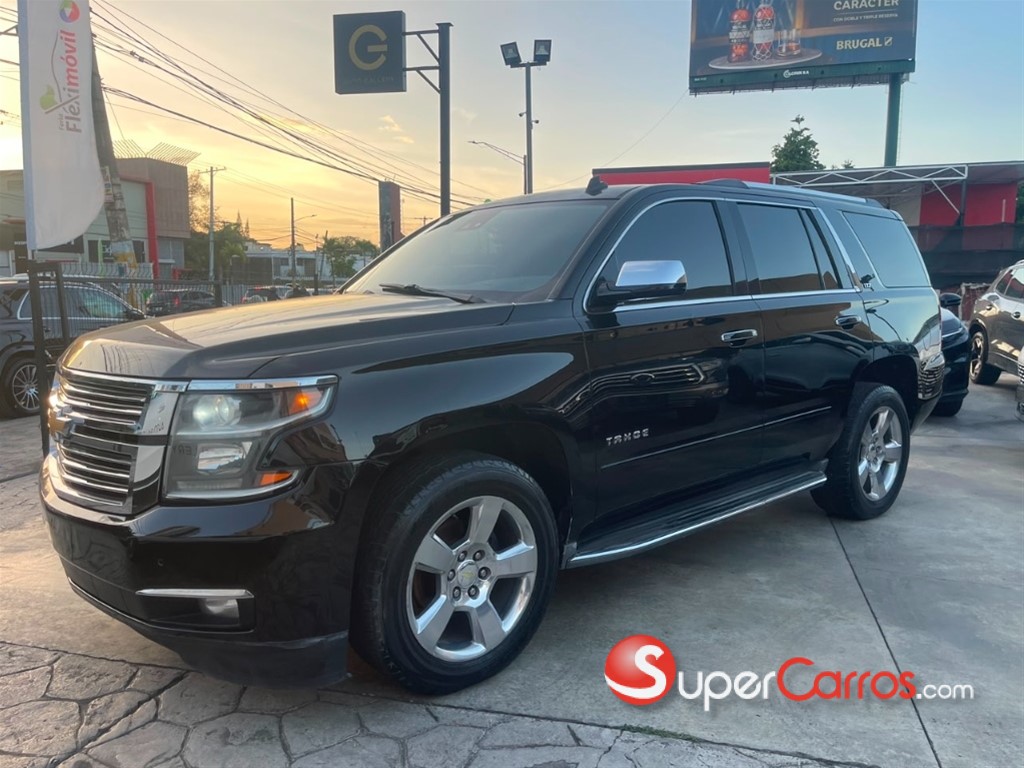 2015 Chevrolet Tahoe LTZ — foto 8 / 12