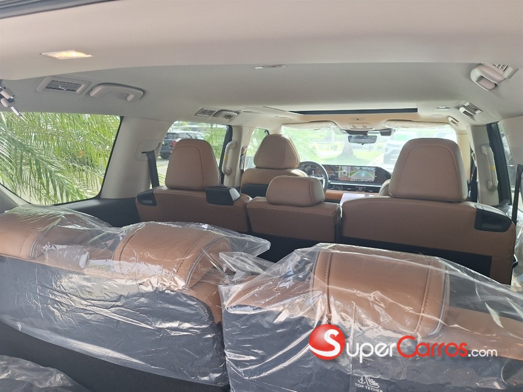 2027 Infiniti QX-80 — foto 2 / 10