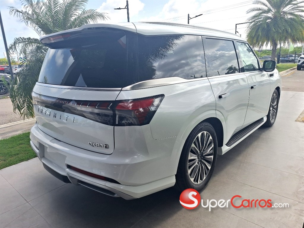 2027 Infiniti QX-80 — foto 4 / 10