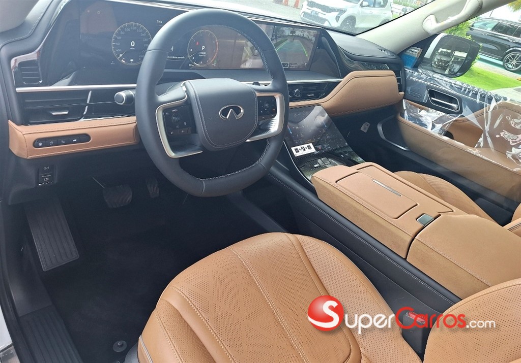 2027 Infiniti QX-80 — foto 8 / 10