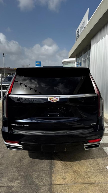 2023 Cadillac Escalade Luxury Short — foto 4 / 7