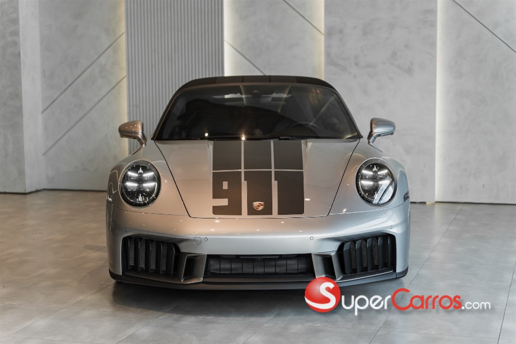 2026 Porsche 911 Spirit 70 — foto 2 / 12