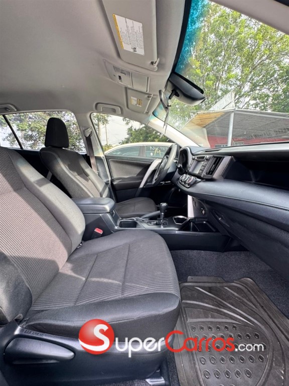 2017 Toyota RAV4 LE — foto 7 / 9