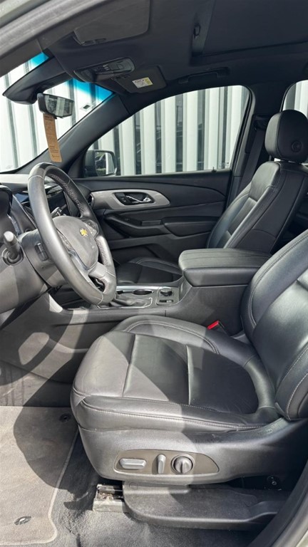 2023 Chevrolet Traverse LT — foto 5 / 7