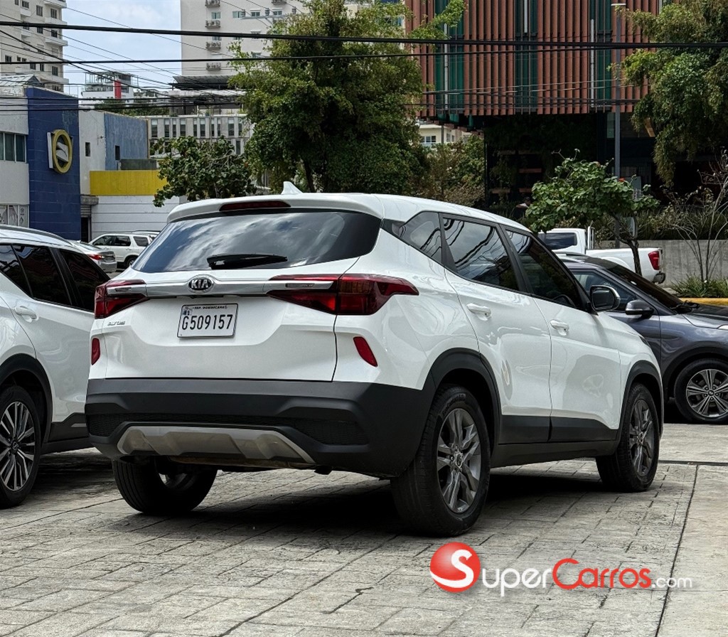 2021 Kia Seltos — foto 2 / 10