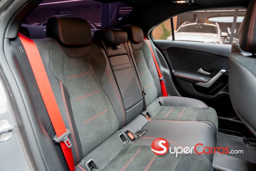 2024 Mercedes-Benz Clase A 35 AMG — foto 3 / 11