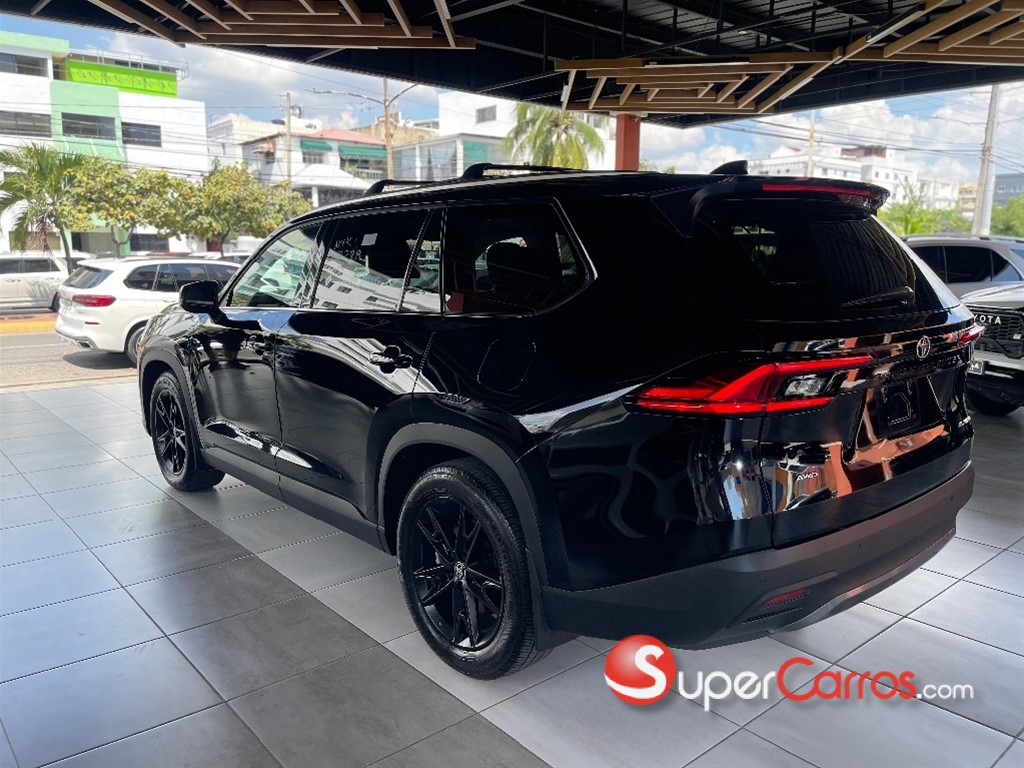 2024 Toyota Grand Highlander Platinum — foto 5 / 12