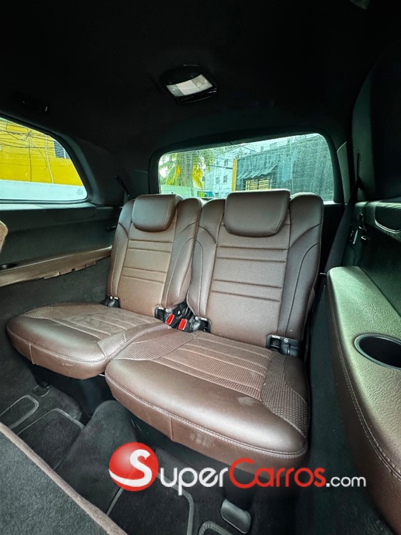 2015 Mercedes-Benz Clase GL 63 AMG — foto 9 / 11