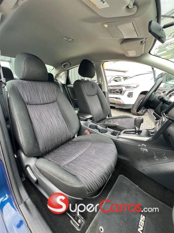 2019 Nissan Sentra SV — foto 7 / 10