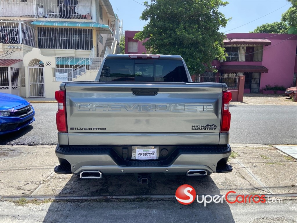 2024 Chevrolet Silverado High Country Duramax — foto 8 / 10
