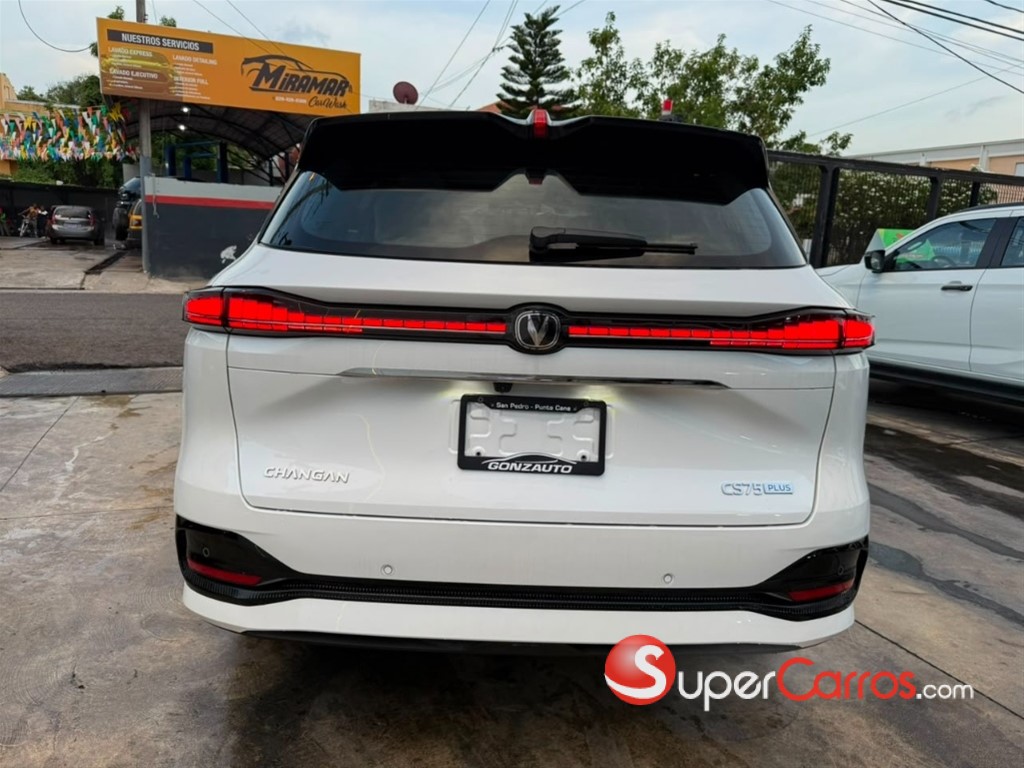 2027 Changan CS 75 Plus Full — foto 6 / 12