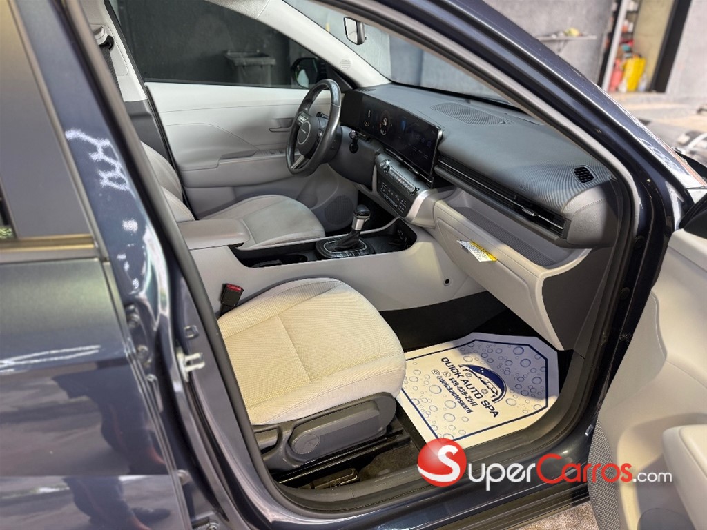 2024 Hyundai KONA SEL — foto 9 / 11