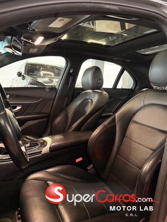 2017 Mercedes-Benz Clase C 300 AMG 4Matic — foto 5 / 9